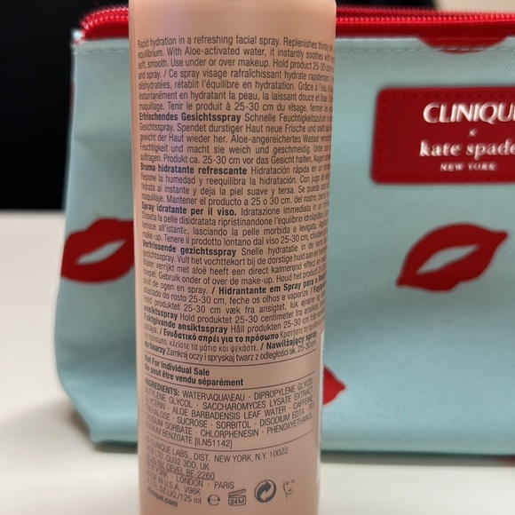 Clinique makeup & skincare bundle (4 items) - Picture 5 of 12